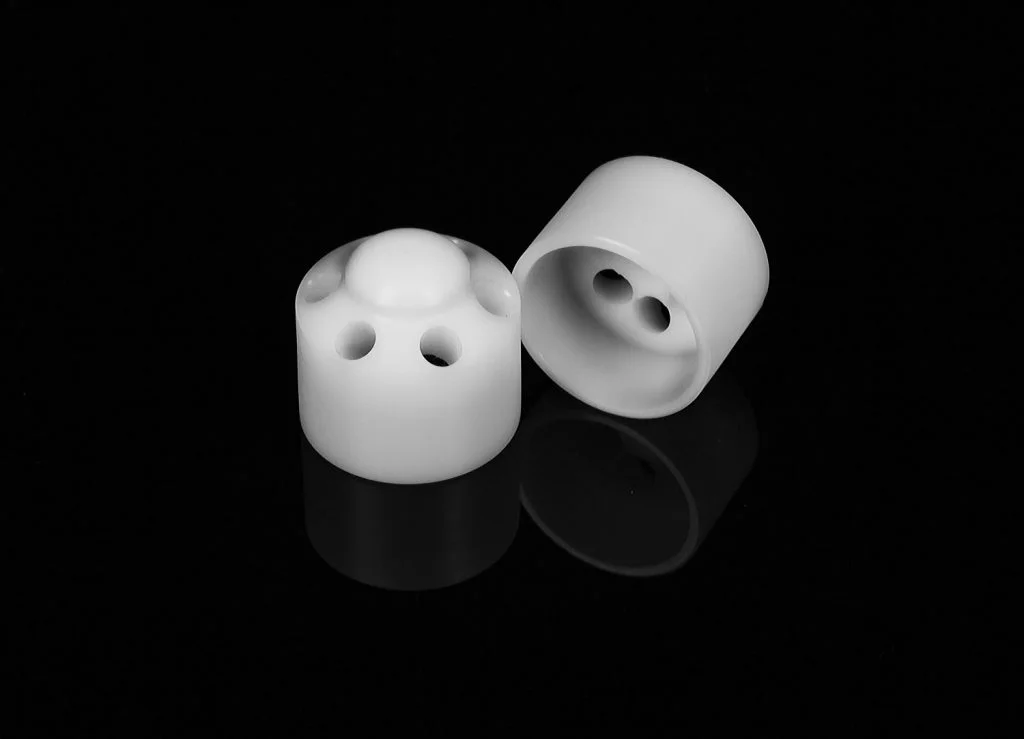 Цилиндрические элементы с отверстиями.