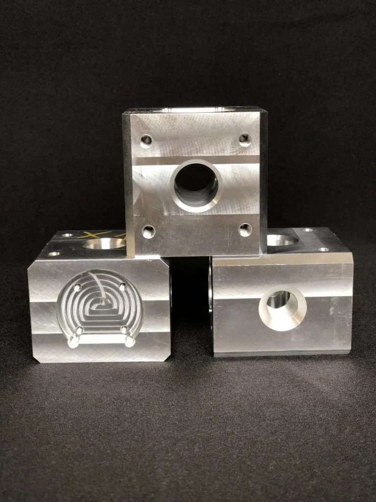 Металлические блоки